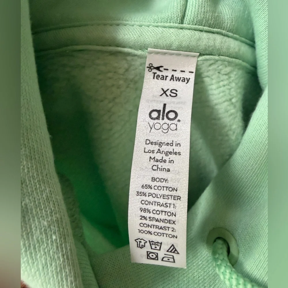 ALO Yoga Cropped Bae Hoodie in Blue Green XS - Picture 3 of 6